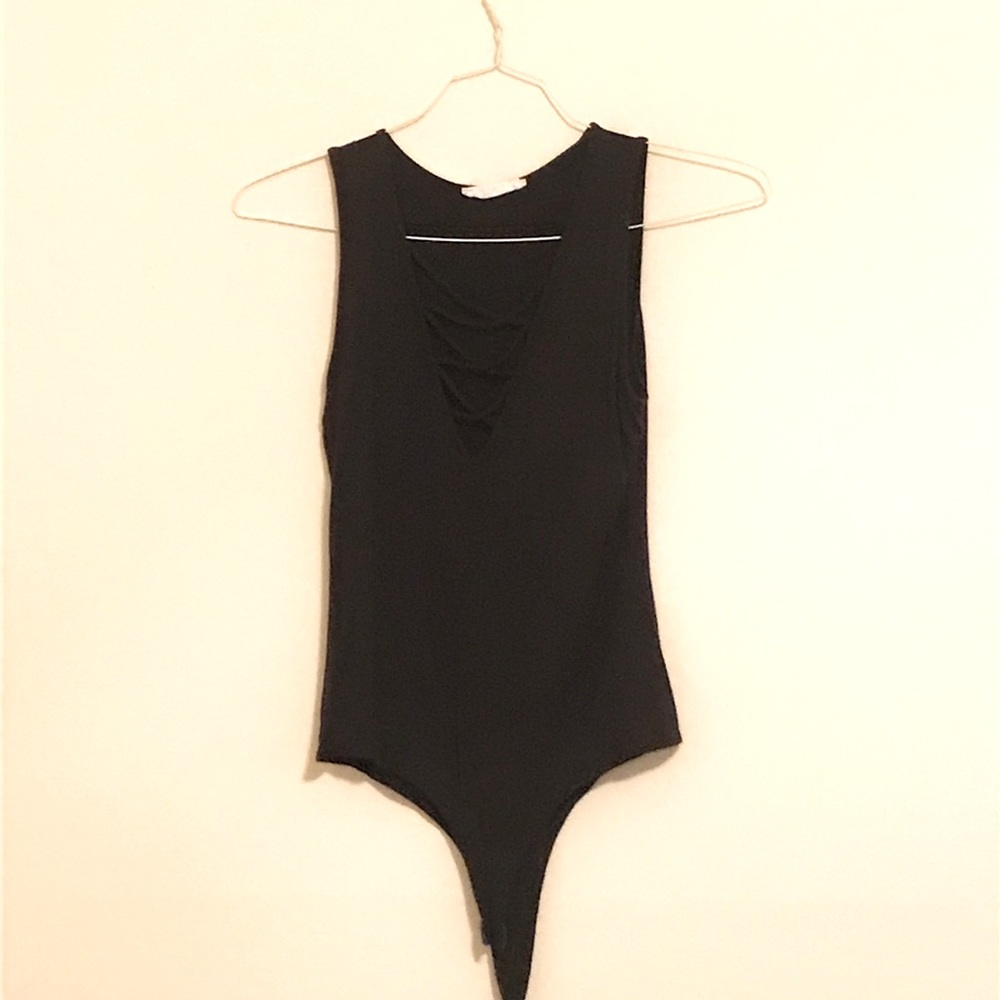 Scrappy neckline bodysuit